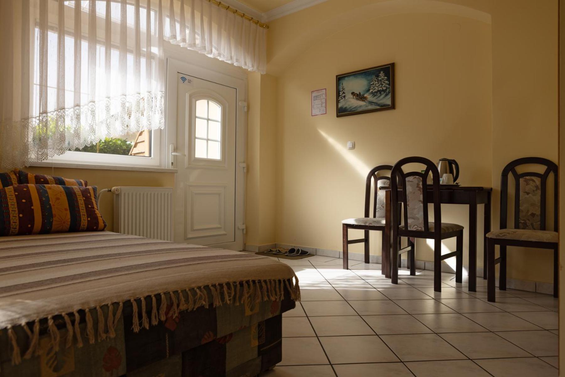Hotel Gostisce Pri Dveh Petelinih Bled Zewnętrze zdjęcie